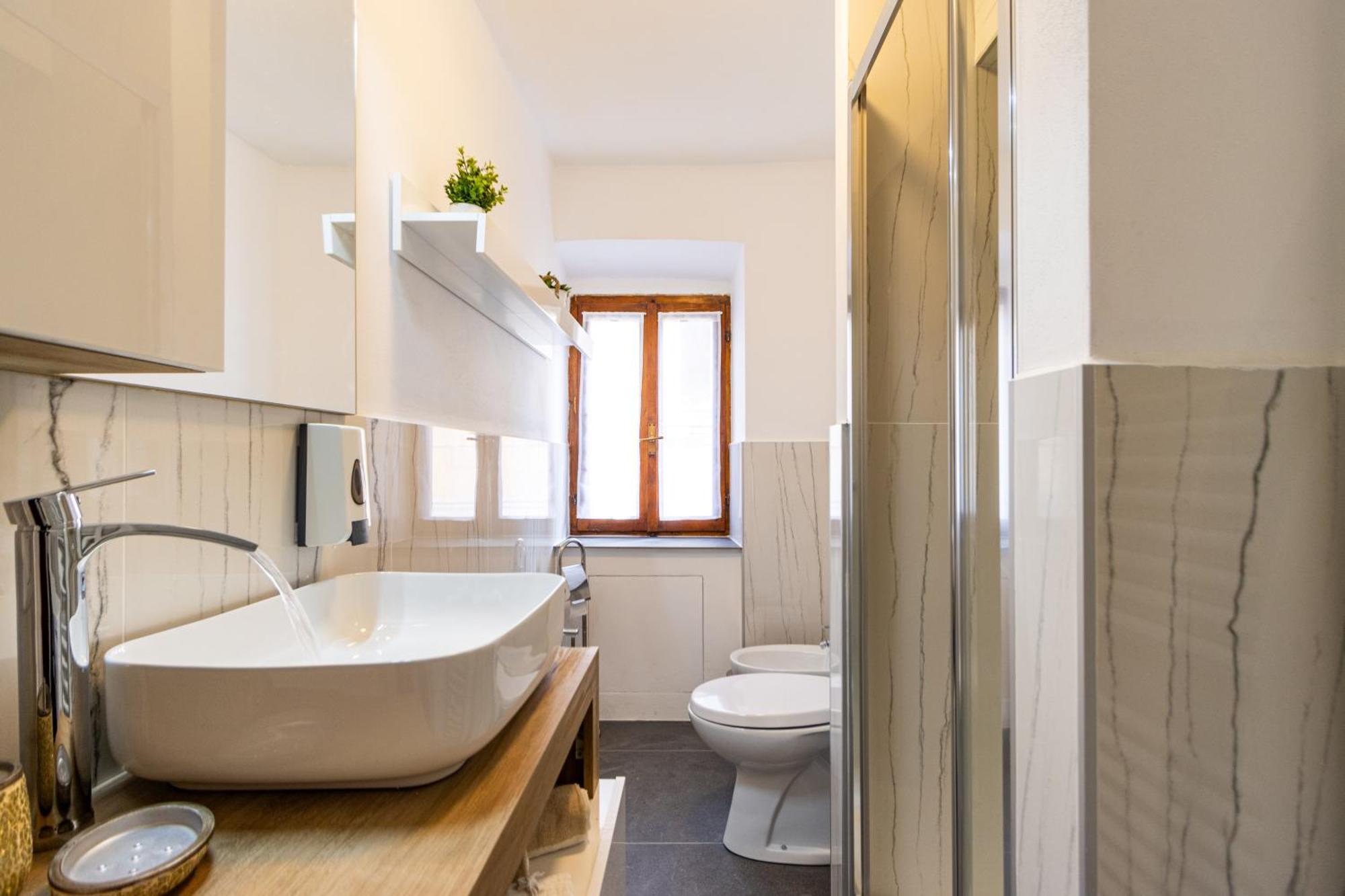 Golden Lake - Luxury Apartment ☆☆☆☆☆ - 100M From The Lake Бавено Экстерьер фото